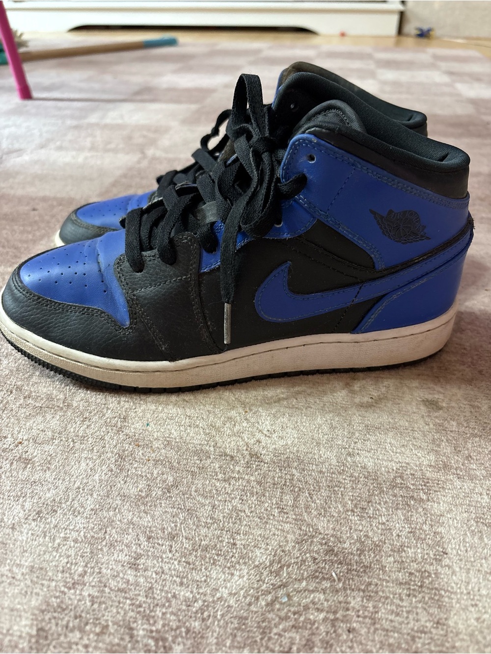 Nike Kids Black & Blue High-Top Sneakers